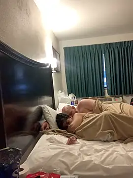 shakeweight online show from November 11, 12:32 am