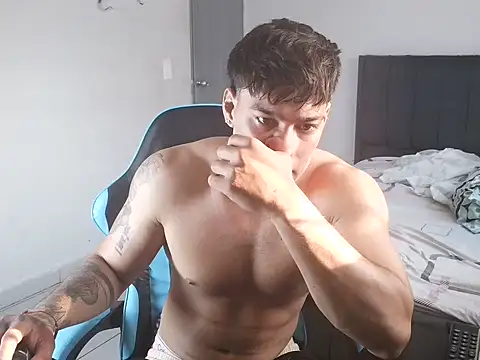 latin party007 online show from March 31, 12:05 pm