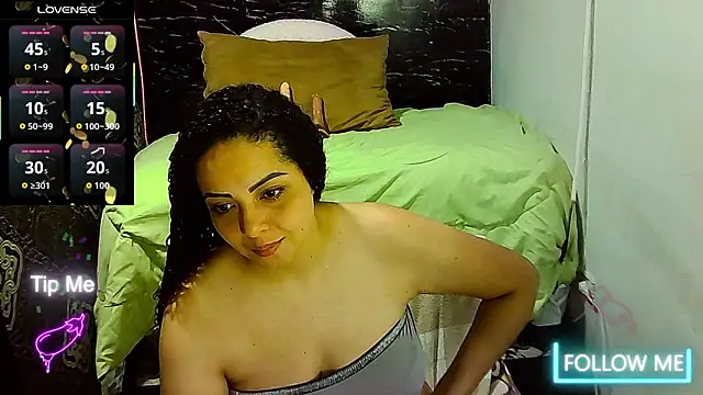  naughty milf online show from February 20, 5:15 am