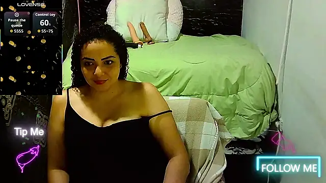  naughty milf online show from March 31, 2:24 am