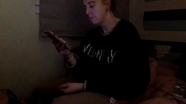 Bellababexox online show from May 16, 12:18 am