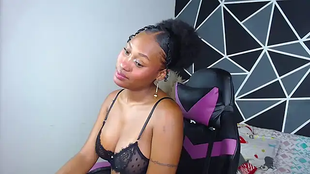 Snapshot of karol_the_warrior chatting on October 10, 7:24 pm karol the warrior online show from October 10, 7:24 pm