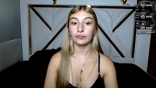 SophiaaLee online show from February 13, 10:39 pm