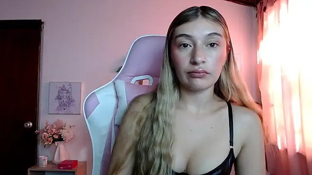 SophiaaLee online show from March 15, 9:21 pm