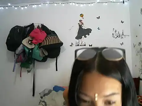 Thalia 220 online show from November 22, 10:31 pm