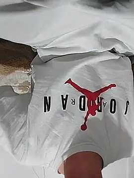 Snapshot of joette19cm chatting on November 26, 9:05 pm joette19cm online show from November 26, 9:05 pm