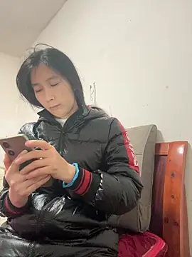 crhong666 online show from December 21, 12:18 am