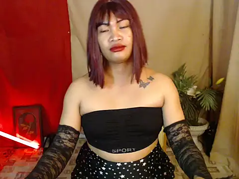 miss laila  online show from December 5, 10:57 am