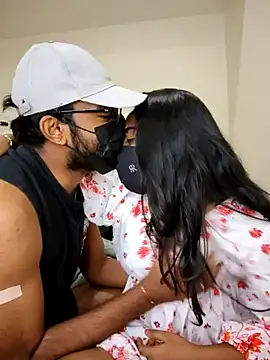 Snapshot of Telugu_teen_couples_143 chatting on September 12, 6:19 pm Telugu teen couples 143 online show from September 12, 6:19 pm