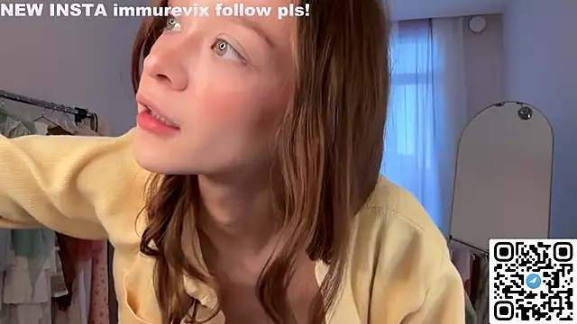 Snapshot of barbaraloveu chatting on April 23, 2:24 am barbaraloveu online show from April 23, 2:24 am