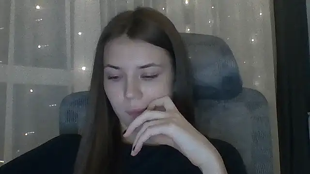 Snapshot of JennaCash chatting on December 19, 9:44 pm JennaCash online show from December 19, 9:44 pm