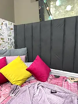 Dirtydaisyxx25 online show from November 25, 10:26 am