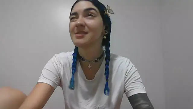 peetitefairy online show from February 21, 10:33 pm