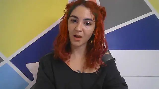 peetitefairy online show from April 26, 6:44 am