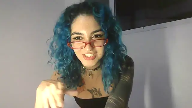 Snapshot of peetitefairy chatting on May 16, 6:32 am peetitefairy online show from May 16, 6:32 am