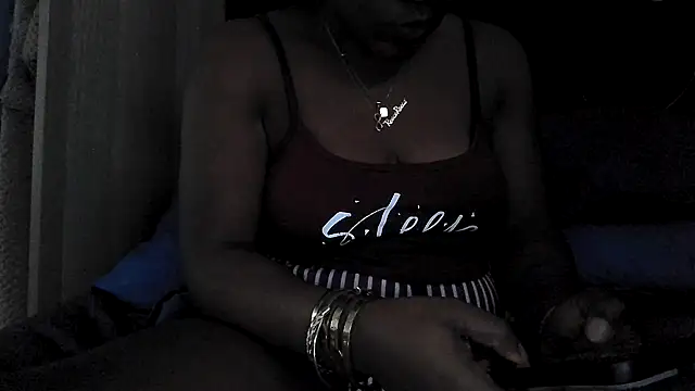 Curvy AfricanQuinn online show from March 29, 1:55 pm
