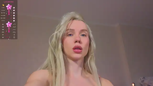 KittenFang online show from January 6, 5:16 pm