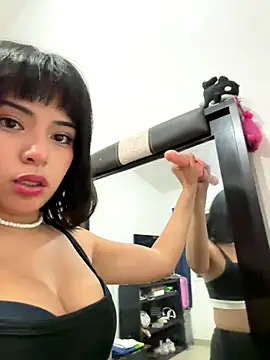 Snapshot of cutieass chatting on September 23, 1:41 am cutieass online show from September 23, 1:41 am