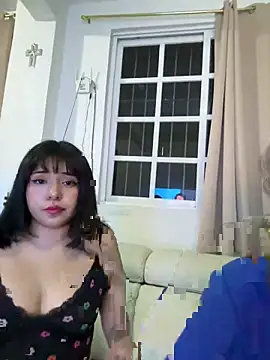 Snapshot of cutieass chatting on October 18, 4:48 am cutieass online show from October 18, 4:48 am