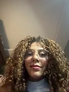 Snapshot of hannachris- chatting on March 1, 2:13 am hannachris- online show from March 1, 2:13 am