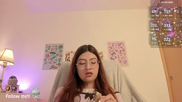Snapshot of emily_uwu0 chatting on July 23, 1:41 am emily uwu0 online show from July 23, 1:41 am