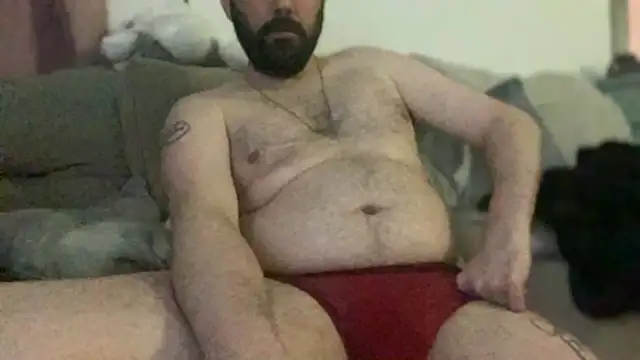 Snapshot of Big_Bi_Cub chatting on April 28, 4:34 pm Big Bi Cub online show from April 28, 4:34 pm