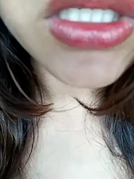 Snapshot of Hott_Muskan chatting on September 16, 10:49 am Hott Muskan online show from September 16, 10:49 am
