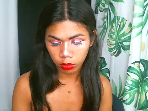 Snapshot of alezandraxx chatting on September 11, 12:00 am alezandraxx online show from September 11, 12:00 am
