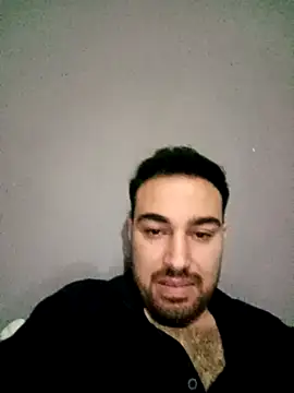 Aliii1657 online show from April 5, 12:30 am