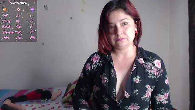 evangeline lover online show from March 5, 12:12 pm