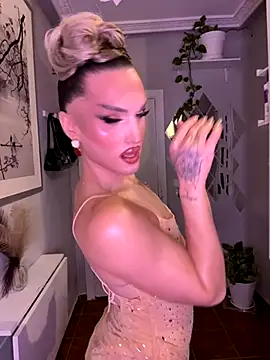 Snapshot of lacattiva chatting on November 20, 5:12 pm lacattiva online show from November 20, 5:12 pm