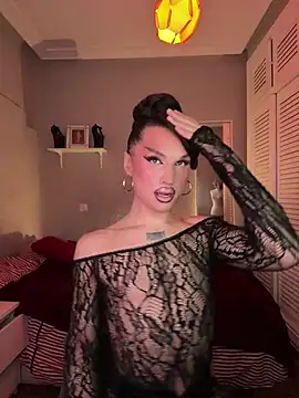 Snapshot of lacattiva chatting on March 3, 8:15 pm lacattiva online show from March 3, 8:15 pm