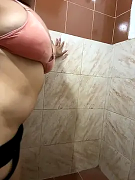 Snapshot of Tugatitacal chatting on December 4, 11:13 pm Tugatitacal online show from December 4, 11:13 pm