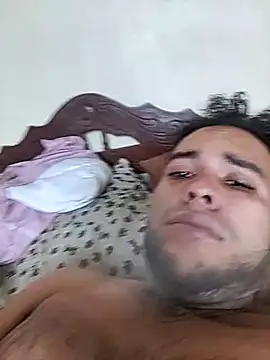 Hzbrandon11 online show from April 29, 1:15 pm