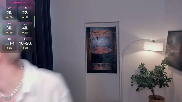 Snapshot of OdelynaAsp chatting on October 19, 11:44 am OdelynaAsp online show from October 19, 11:44 am