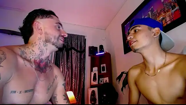 Edwardjonnes online show from February 3, 5:27 am