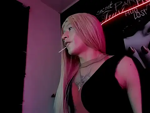 Snapshot of Megam_ chatting on October 1, 1:22 am Megam online show from October 1, 1:22 am