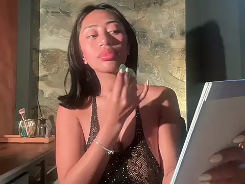 LittleHermes online show from October 27, 2:37 am