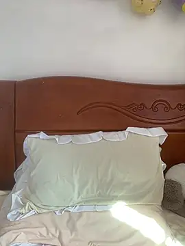 sisi-maiden online show from May 12, 8:44 am