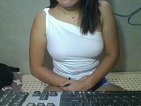 Snapshot of Skinny_PinayGirljust18 chatting on May 18, 8:03 pm Skinny PinayGirljust18 online show from May 18, 8:03 pm