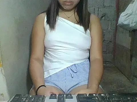 Snapshot of Skinny_PinayGirljust18 chatting on June 17, 6:53 pm Skinny PinayGirljust18 online show from June 17, 6:53 pm