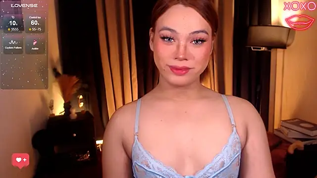 Snapshot of IamRaeganDolls69 chatting on May 6, 2:29 am IamRaeganDolls69 online show from May 6, 2:29 am
