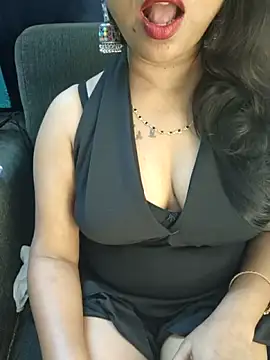 Sexy juhee online show from April 6, 3:02 pm