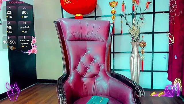 Britany montiel online show from September 13, 7:24 pm