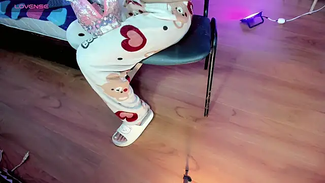 Britany montiel online show from April 14, 7:20 pm