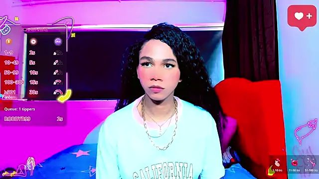 Snapshot of Britany_montiel chatting on June 16, 7:16 pm Britany montiel online show from June 16, 7:16 pm