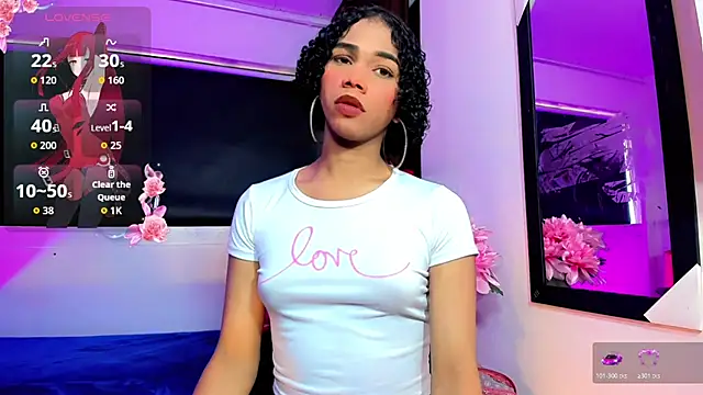 Snapshot of Britany_montiel chatting on July 22, 7:05 pm Britany montiel online show from July 22, 7:05 pm