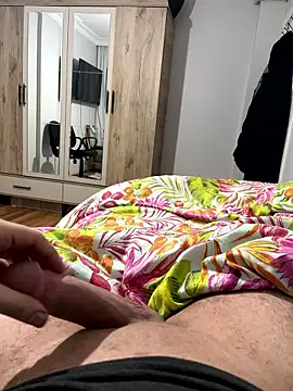 Erenn9972 online show from January 5, 5:49 pm