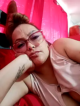 Lady 16 online show from February 10, 3:27 pm