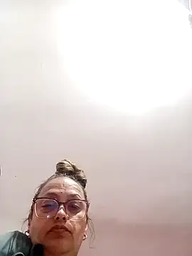 Lady 16 online show from February 25, 10:30 pm